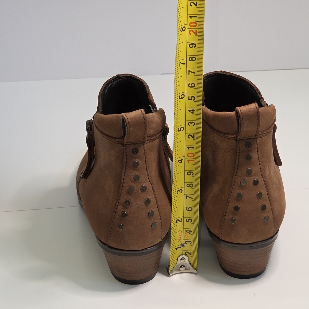 Paul Green Nu Buck Brown Suede Ankle Boots  With Nail Head & Zipper Details Sz 8 - Picture 3 of 10